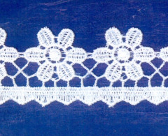 Кружево № 3005643 шир 30мм(уп.9м)